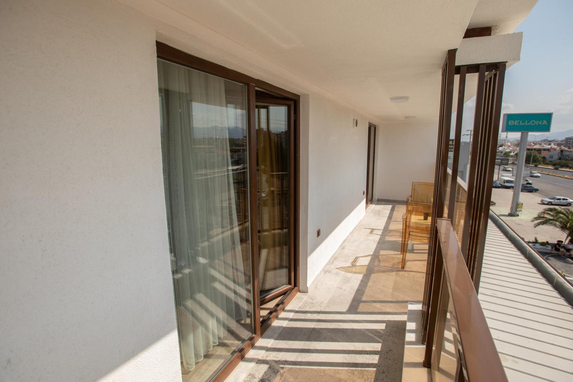E87 Highway Otel Burhaniye Exterior photo
